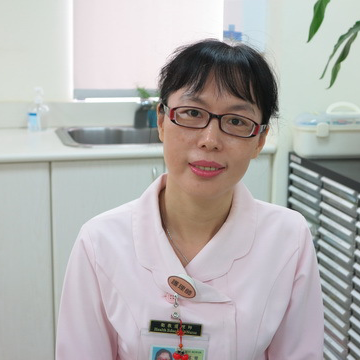 詹紹華護理師圖片